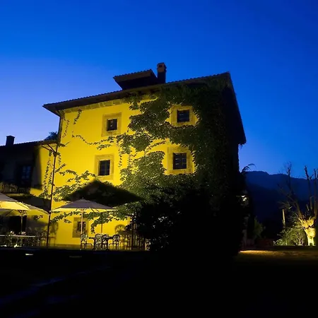فندق Palacio De Cutre La Goleta (Asturias)