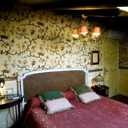 Palacio De Cutre 3*
