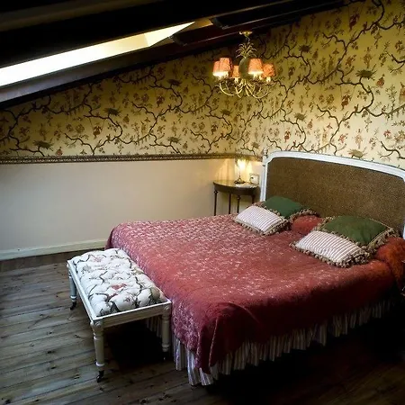 Palacio De Cutre La Goleta (Asturias)