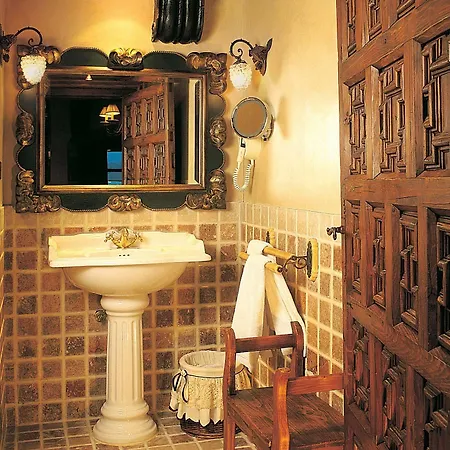 فندق Palacio De Cutre