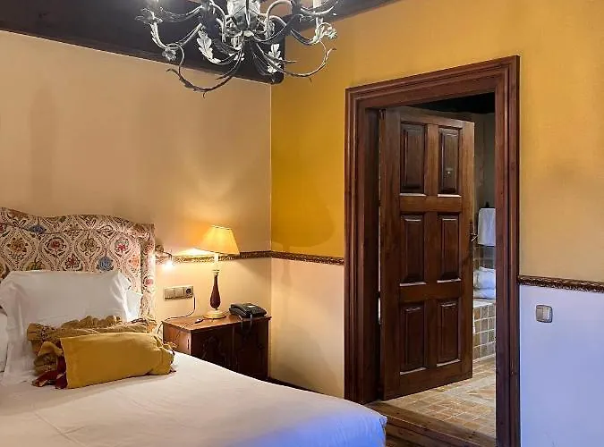 Hotel Palacio De Cutre La Goleta (Asturias)