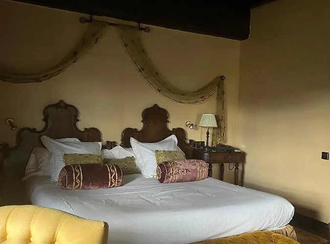 Palacio De Cutre Hotel