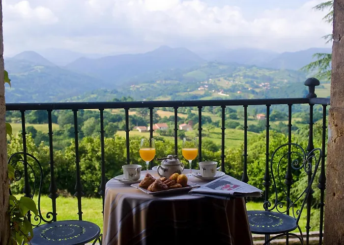 Palacio De Cutre La Goleta (Asturias)