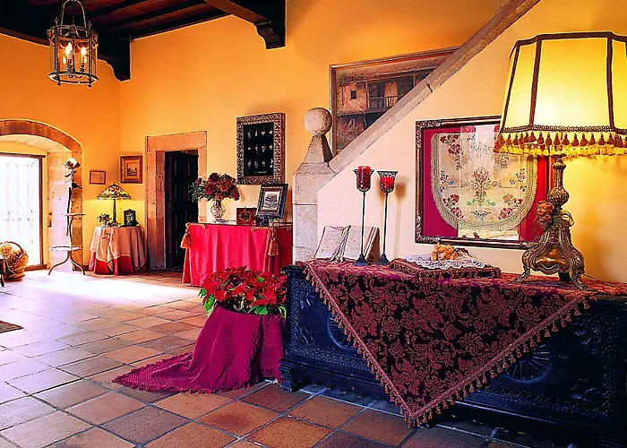 Palacio De Cutre Hotel La Goleta (Asturias)