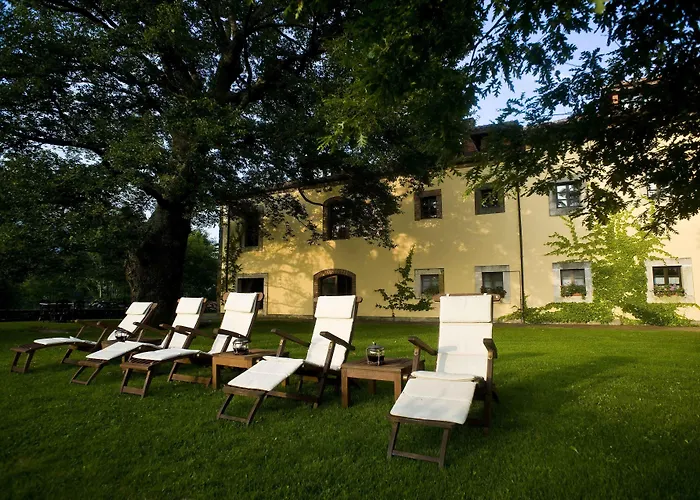 Palacio De Cutre Hotel