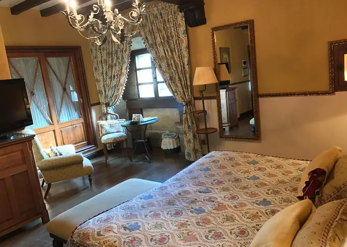 Palacio De Cutre Hotel La Goleta (Asturias)